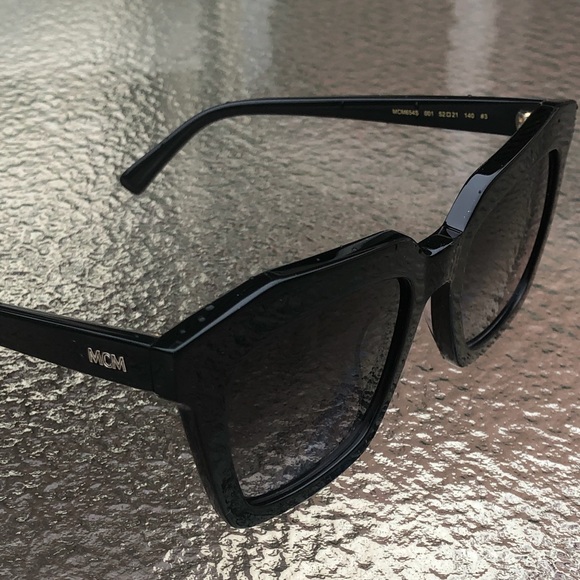 MCM Sunglass black plastic authentic just arrived - Picture 2 of 4